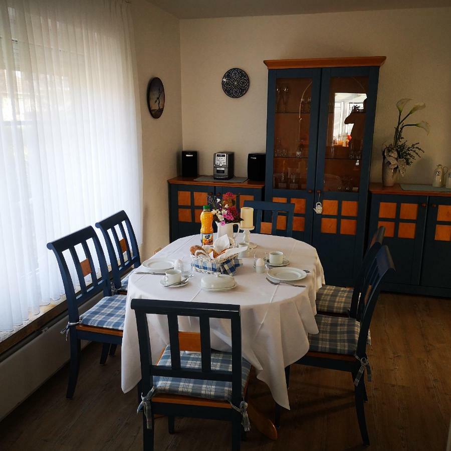 Ferienwohnungen Und Ferienhaus Im Nixenweg 霍瓦赫特 外观 照片